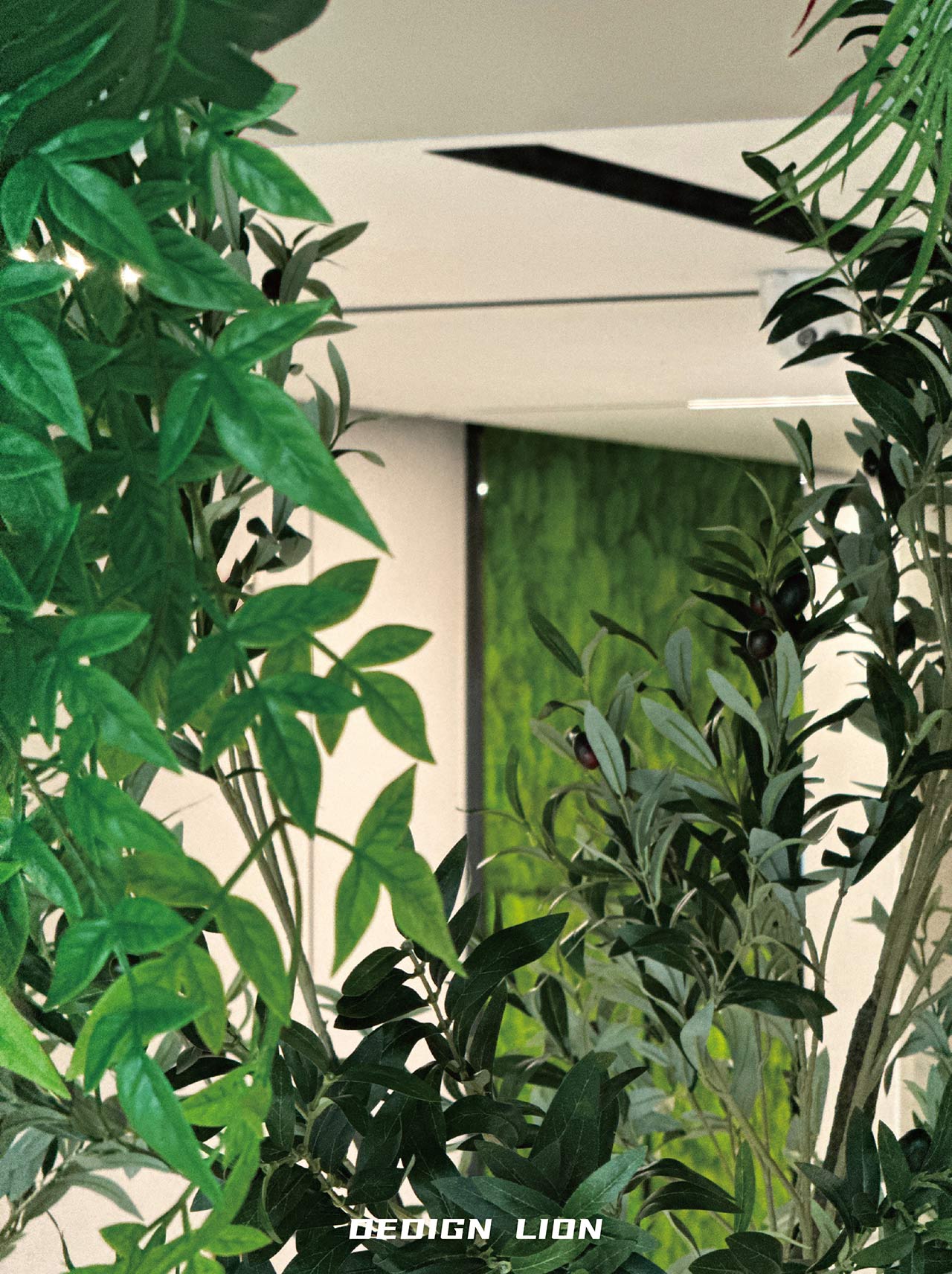 Panda Plaza Office Interior View 9